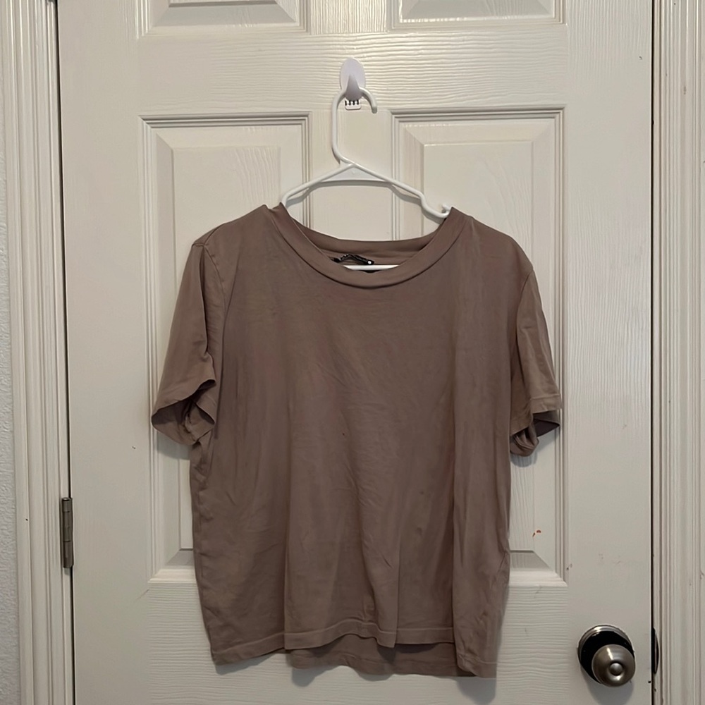 SUPER CUTE• ZARA TOP